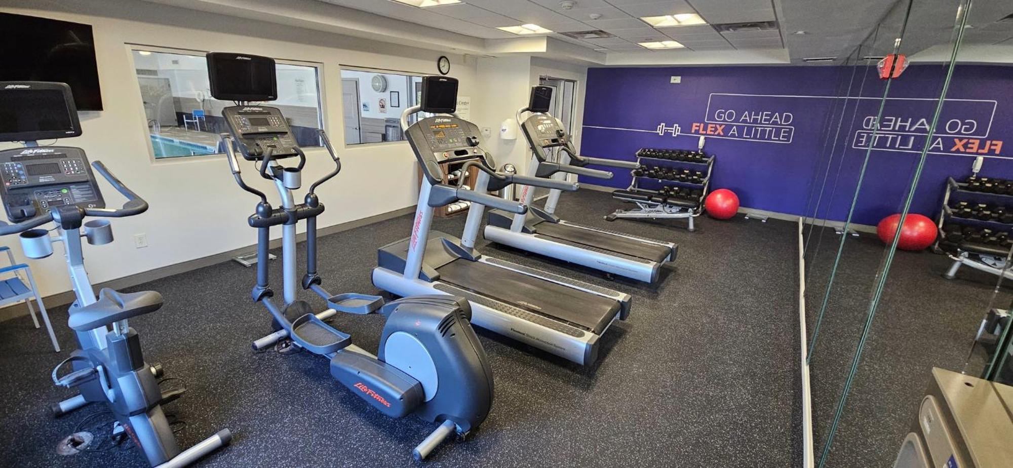 Holiday Inn Express Hotel & Suites Ann Arbor West By Ihg Экстерьер фото
